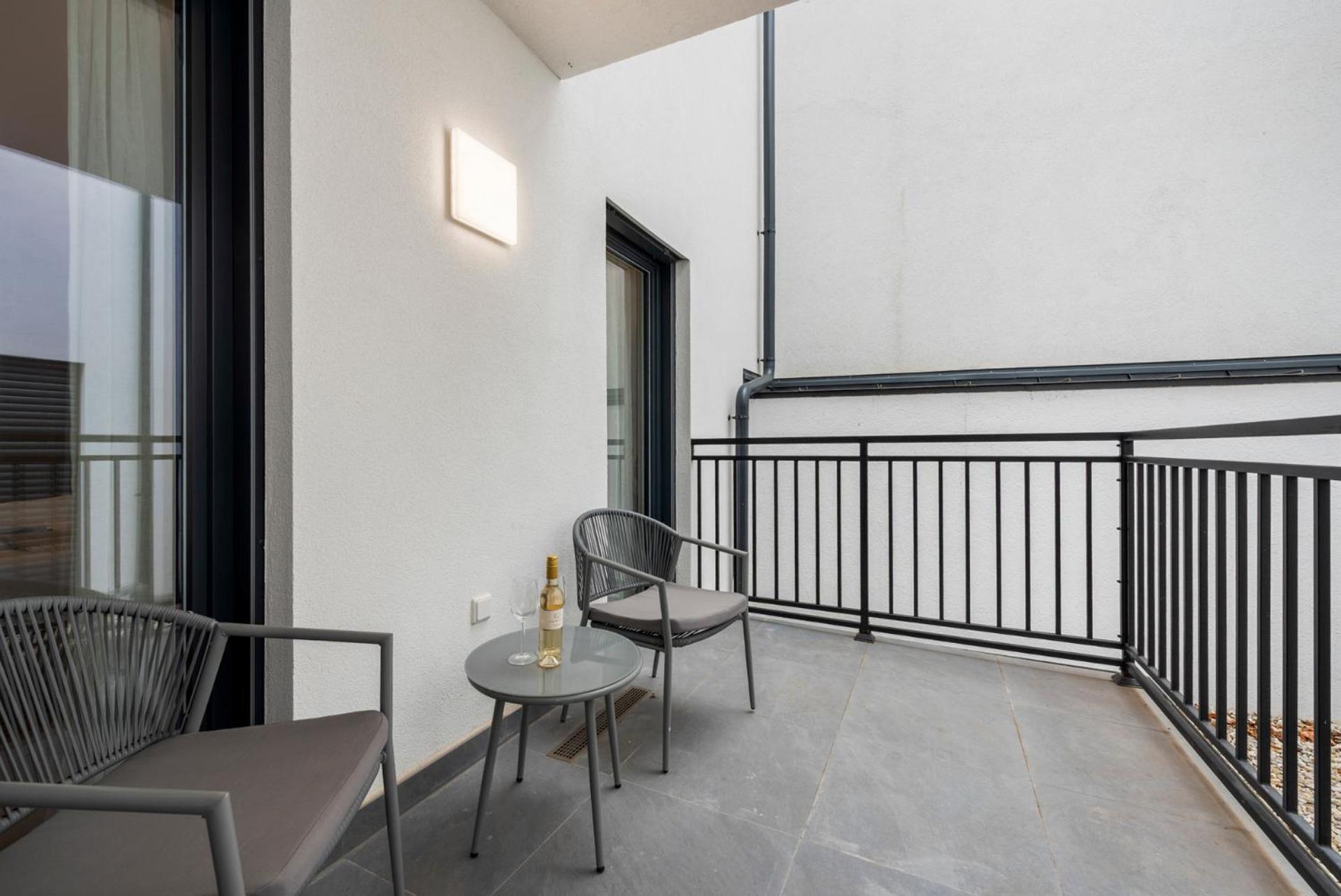Vienna Hills Living Aparthotel Εξωτερικό φωτογραφία